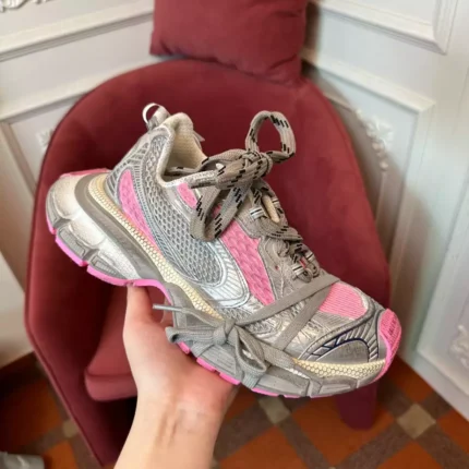 BALENCIAGA WOMEN’S 3XL SNEAKER – BLA102